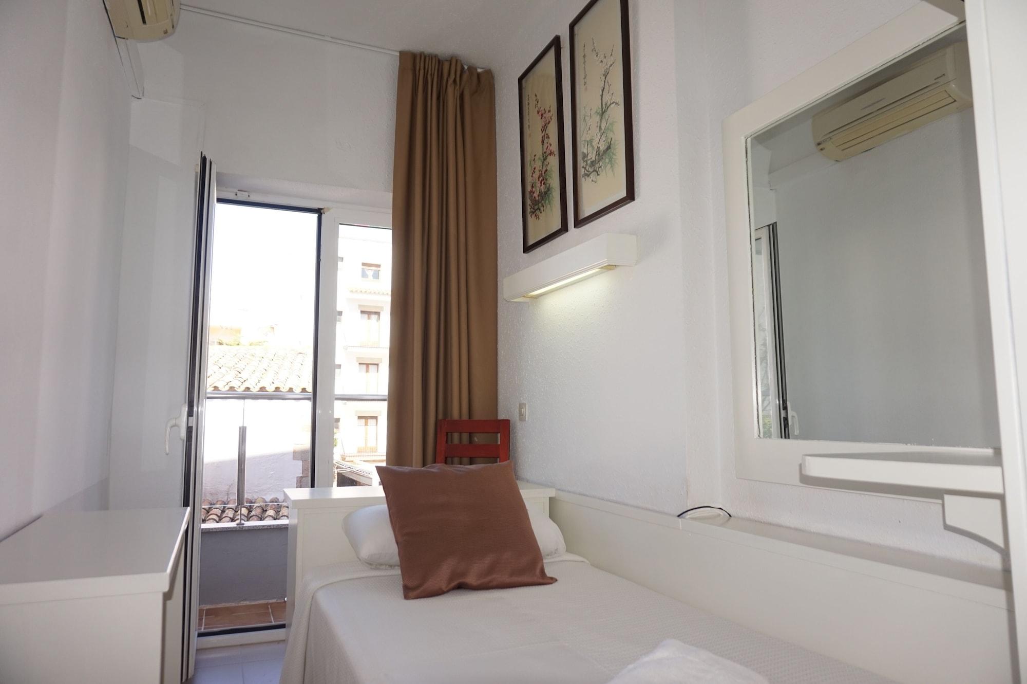 Hotel Hermes Tossa de Mar Exterior photo