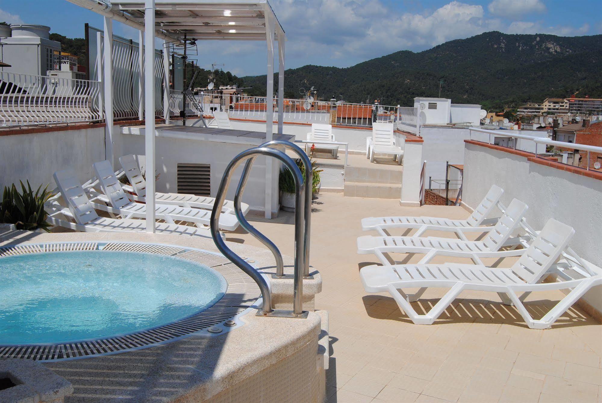 Hotel Hermes Tossa de Mar Exterior photo